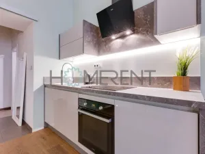 Prodej bytu 2+kk, Praha - Karlín, Peckova, 86 m2