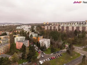 Pronájem garáže, Brno, Třískalova, 19 m2