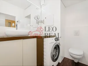 Prodej bytu 2+kk, Praha - Uhříněves, U uhříněveské obory, 44 m2