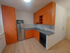 Pronájem bytu 1+1, Tišnov, Květnická, 35 m2