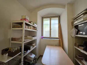 Pronájem obchodního prostoru, Plzeň, Bezručova, 35 m2