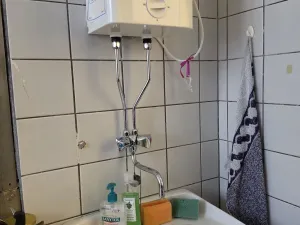 Pronájem obchodního prostoru, Plzeň, Bezručova, 35 m2