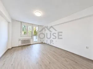 Prodej bytu 2+1, Praha - Modřany, U zastávky, 54 m2