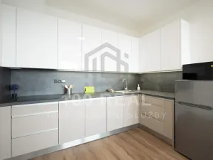 Pronájem bytu 2+kk, Pardubice, třída Míru, 53 m2