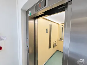 Prodej bytu 4+1, Praha - Řepy, Zrzavého, 83 m2