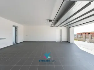 Prodej rodinného domu, Dubí, V Aleji, 206 m2