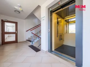 Pronájem bytu 2+kk, Praha - Horní Měcholupy, Hornoměcholupská, 60 m2