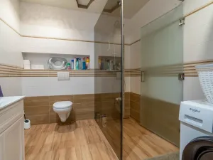 Prodej rodinného domu, Stará Paka - Roškopov, 216 m2