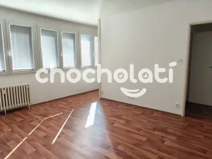 Pronájem bytu 1+kk, Pardubice, Varšavská, 28 m2