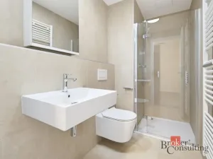 Pronájem bytu 1+kk, Hradec Králové, Na Střezině, 35 m2