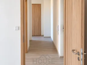 Prodej bytu 2+1, Praha - Letňany, Tupolevova, 52 m2