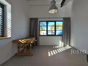 Pronájem kanceláře, Písek, Za Nádražím, 85 m2