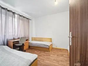 Pronájem pokoje, Sezemice, 30 m2