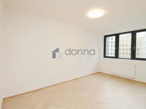 Prodej bytu 1+kk, Praha, Šiklové, 39 m2