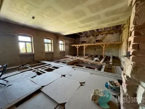 Prodej rodinného domu, Žerčice, 550 m2