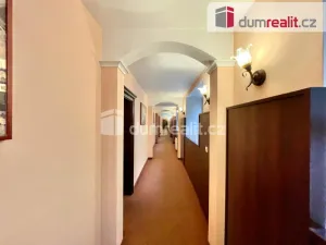 Prodej bytu 2+kk, Mariánské Lázně, Dusíkova, 76 m2