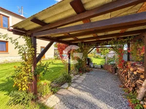 Prodej rodinného domu, Zlín - Kostelec, Květná, 220 m2