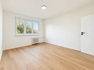 Prodej bytu 3+kk, Praha - Malešice, Káranská, 54 m2