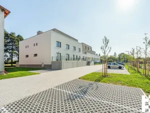 Prodej bytu 2+kk, Praha - Satalice, Za Novákovou zahradou, 36 m2