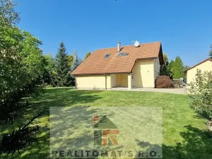 Pronájem rodinného domu, Šestajovice, Ve Skále, 160 m2