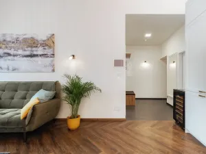 Prodej bytu 2+kk, Horní Planá, Náměstí, 47 m2