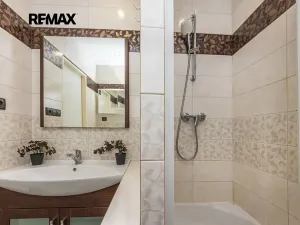Prodej bytu 3+1, Praha - Modřany, Platónova, 74 m2