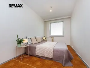 Prodej bytu 3+1, Praha - Modřany, Platónova, 74 m2