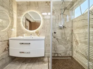Prodej rodinného domu, Větrušice, Skalní, 158 m2