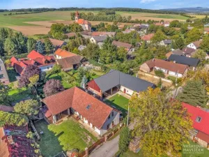 Prodej rodinného domu, Hořiněves - Žíželeves, 211 m2