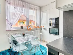 Prodej bytu 2+1, Hodonín, I. Olbrachta, 52 m2