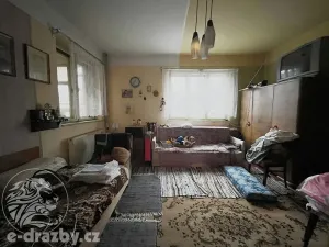 Dražba vícegeneračního domu, Krouna, 259 m2