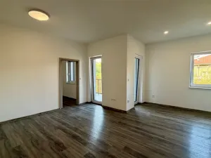 Pronájem bytu 2+kk, Cheb, Osvobození, 50 m2