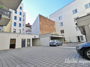 Pronájem bytu 1+kk, Brno - Trnitá, Křenová, 40 m2