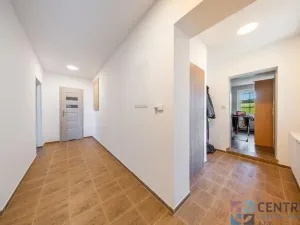 Prodej výrobních prostor, Veselá, 265 m2