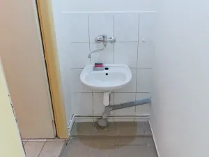 Pronájem obchodního prostoru, Praha - Žižkov, Husitská, 47 m2