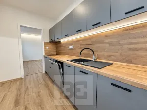 Pronájem bytu 3+1, Hodonín, nám. Osvobození, 75 m2