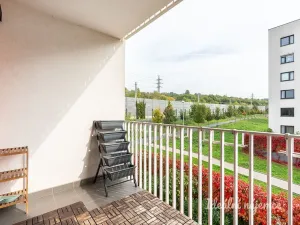 Pronájem bytu 3+kk, Praha - Vysočany, Strnadových, 89 m2