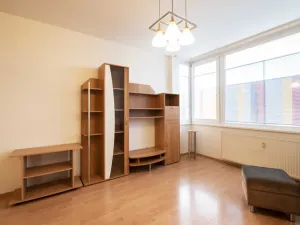Pronájem bytu 2+kk, Praha - Troja, Olštýnská, 37 m2