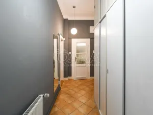 Pronájem bytu 2+kk, Praha - Nusle, Táborská, 56 m2