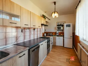 Prodej rodinného domu, Běrunice, Hlavní, 220 m2