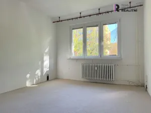 Pronájem bytu 2+1, Ostrov, Kollárova, 55 m2