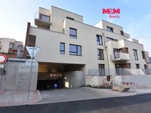 Pronájem garážového stání, Brandýs nad Labem-Stará Boleslav, Fakultní, 11 m2