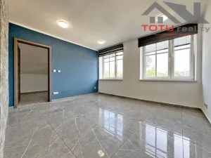 Pronájem bytu 3+1, Trutnov, Voletinská, 88 m2