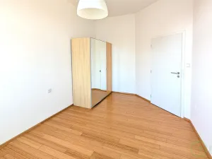 Pronájem bytu 2+kk, Pardubice, K Višňovce, 50 m2