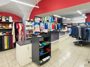 Pronájem obchodního prostoru, Hodonín, Národní třída, 121 m2