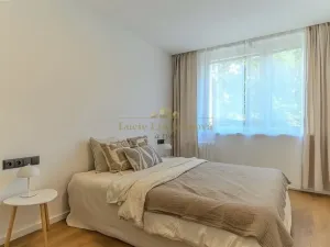 Prodej bytu 2+kk, Praha - Kobylisy, Taussigova, 42 m2