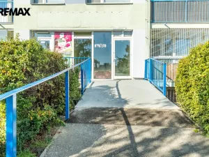 Pronájem obchodního prostoru, Praha - Háje, Kupeckého, 27 m2
