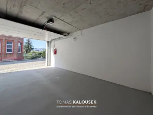 Pronájem garáže, Oslavany, 19 m2