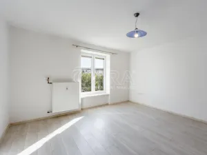 Pronájem bytu 2+1, Strakonice - Strakonice I, Husova, 60 m2