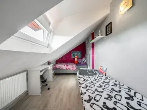 Prodej bytu 3+1, Ostrov, Nádražní, 89 m2